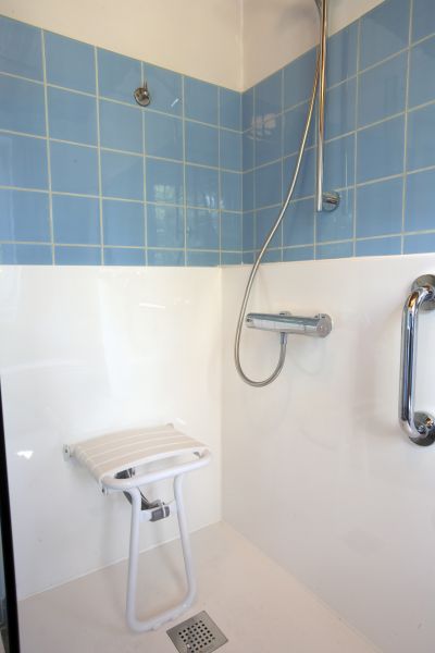 Cost of Elderly Shower Installation in Naperville